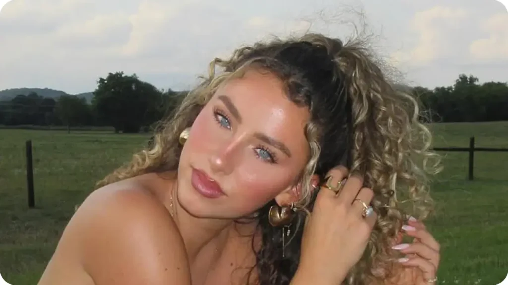 Gia Duddy on eromeofficial