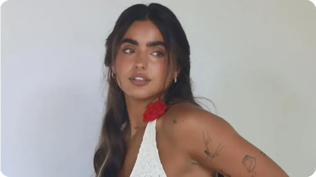 Isabella Ladera Beele on eromeofficial